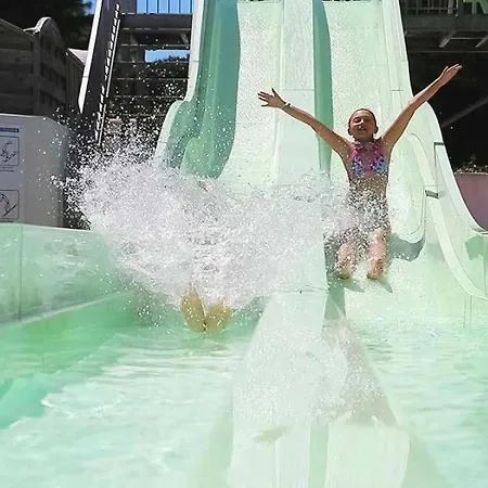Camping 4 Etoiles - Parc Aquatique - Eeibci *