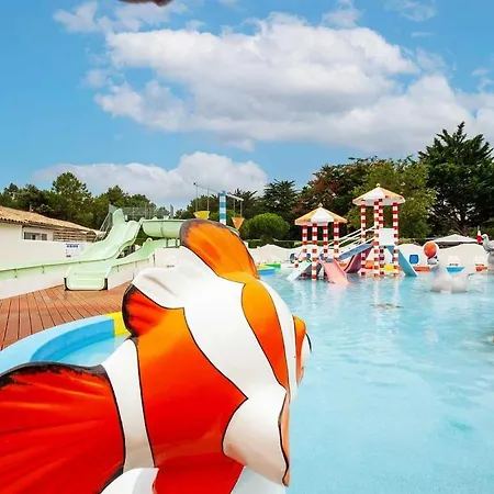 4 Etoiles - Parc Aquatique - Eeibci Camping Le Bois-Plage-en-Ré